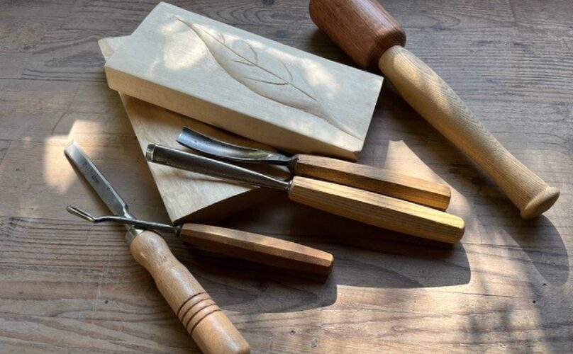 outils et geste decouverte taille bois